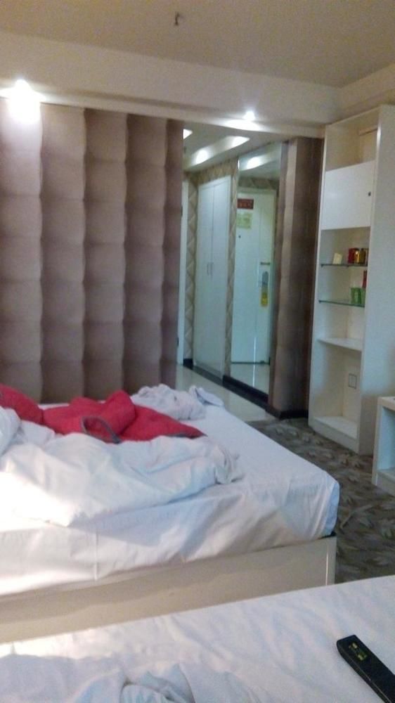 Zunhuang Holzd Ay Hotel Chengdu Exterior foto