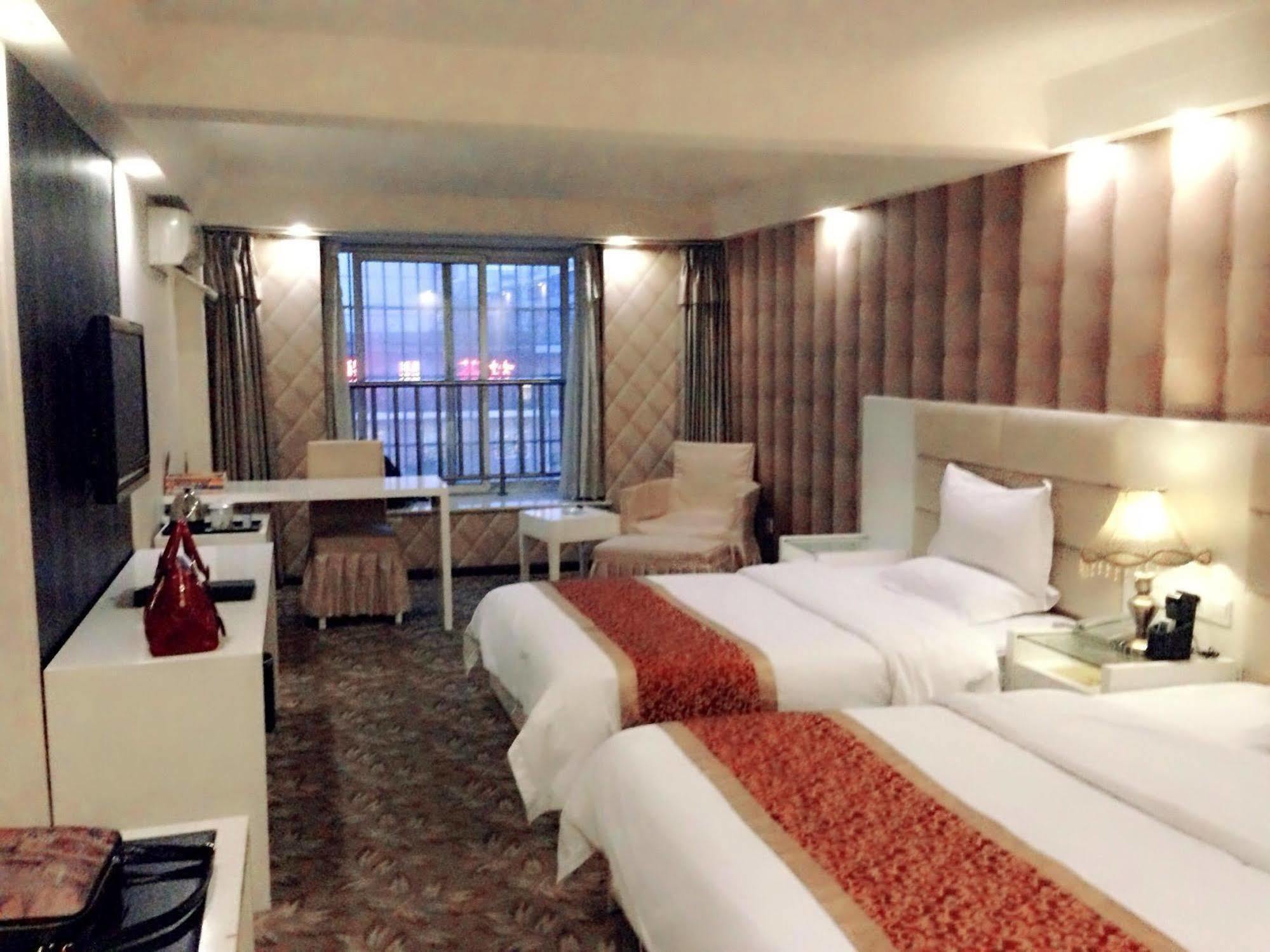 Zunhuang Holzd Ay Hotel Chengdu Exterior foto